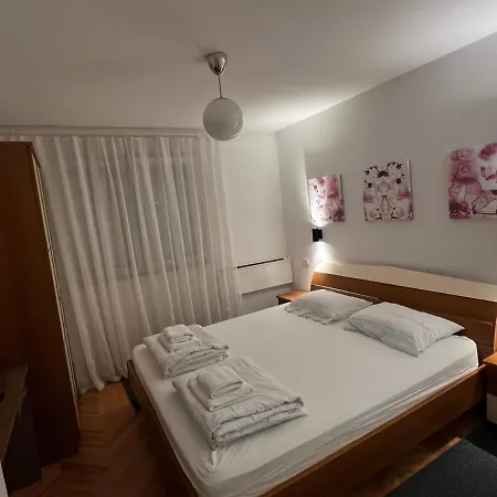 Apartment Apartman Melita *